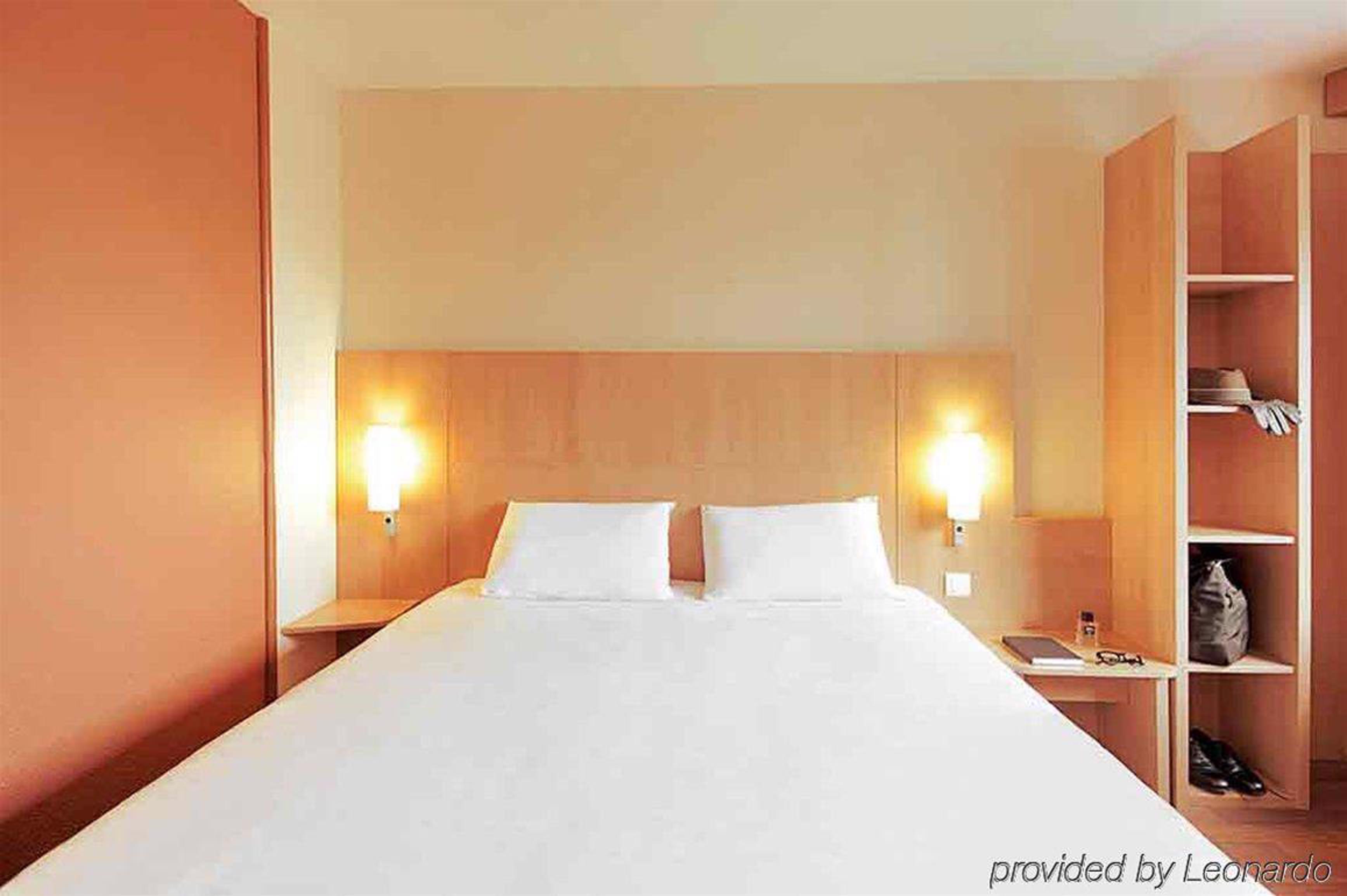 Ibis Hotel Nemours