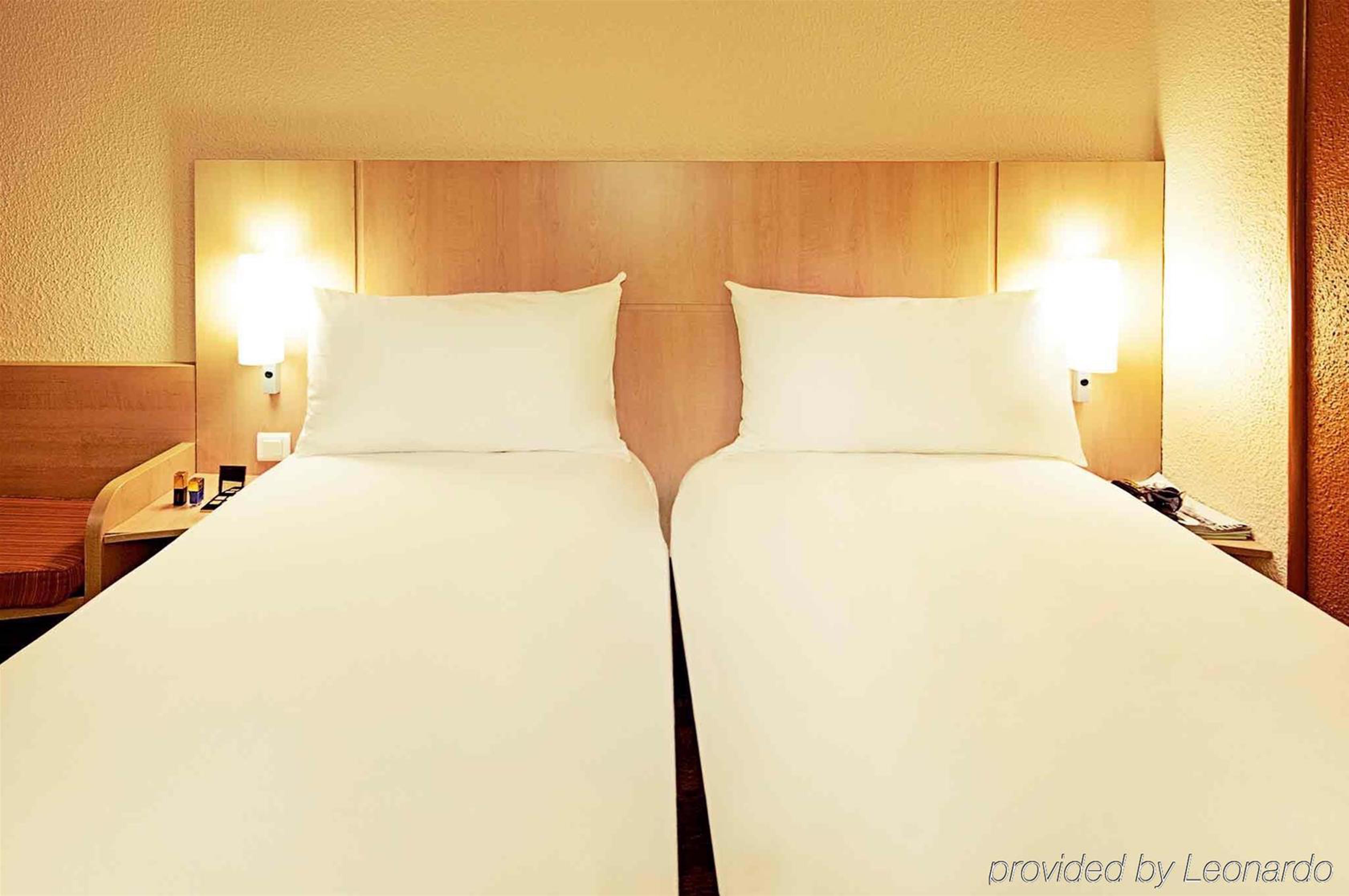 Ibis Hotel 3*