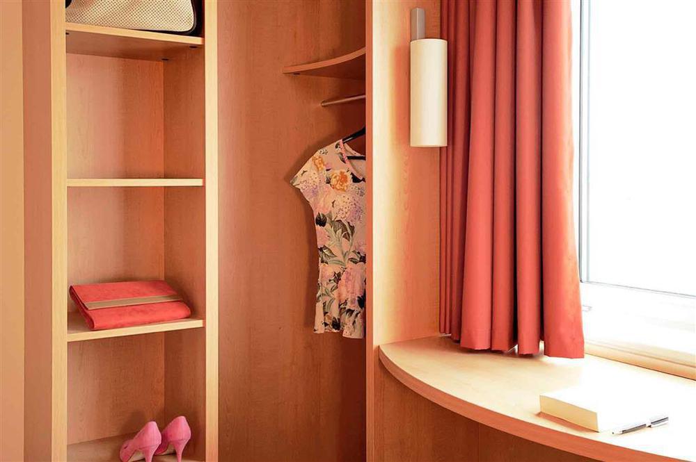 Ibis Hotel 3*